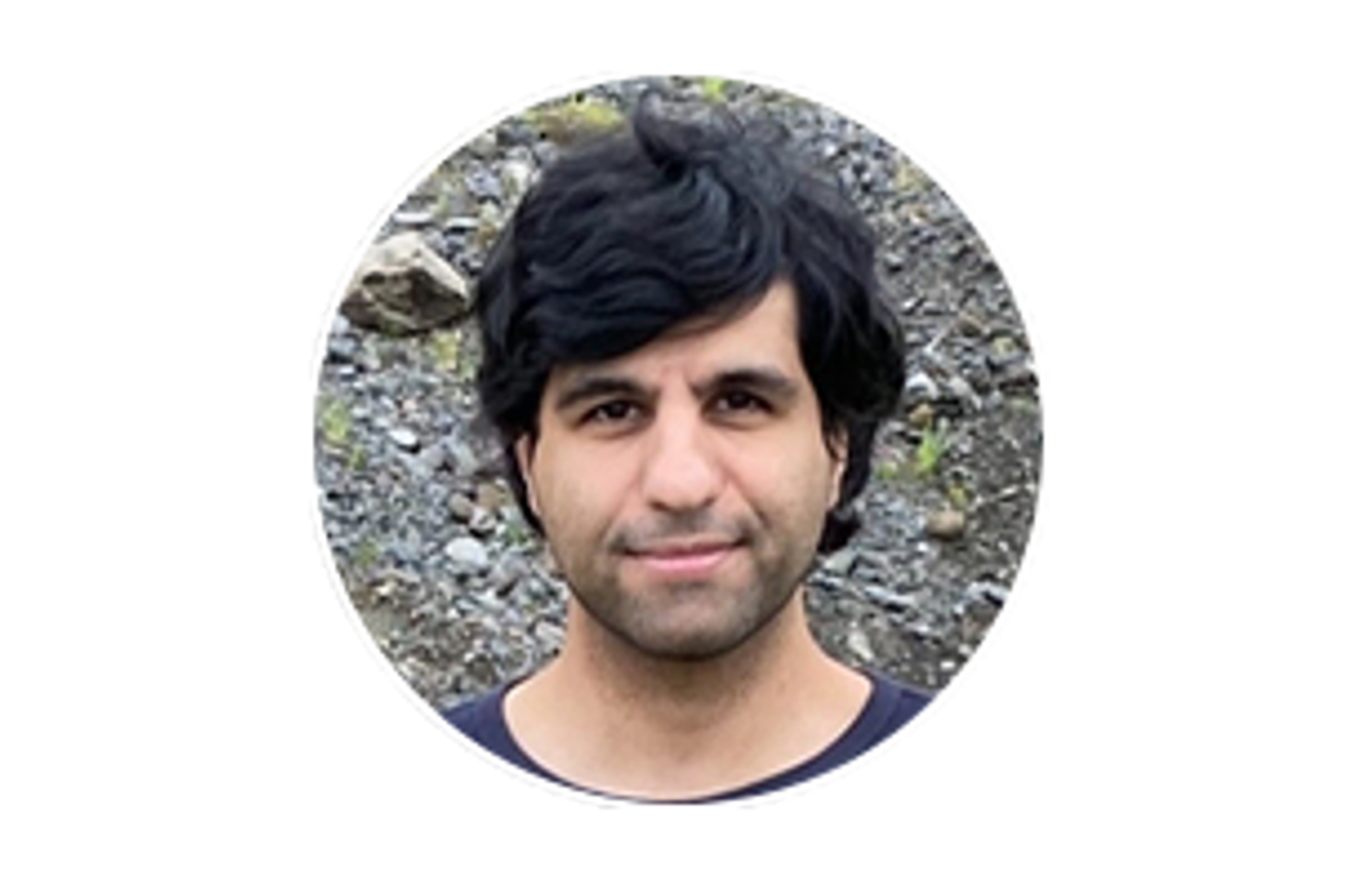 Hiwa Ghobadi, Underkonsult, Manusförfattare