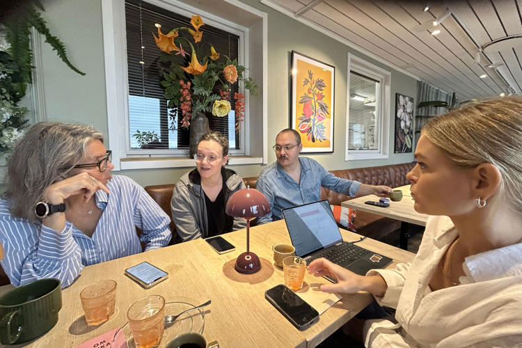 Grupparbete med fika